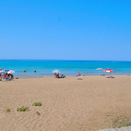 Holiday Studio Apartments Yannis On The Beach Of Agios Gordios In Corfu Zewnętrze zdjęcie